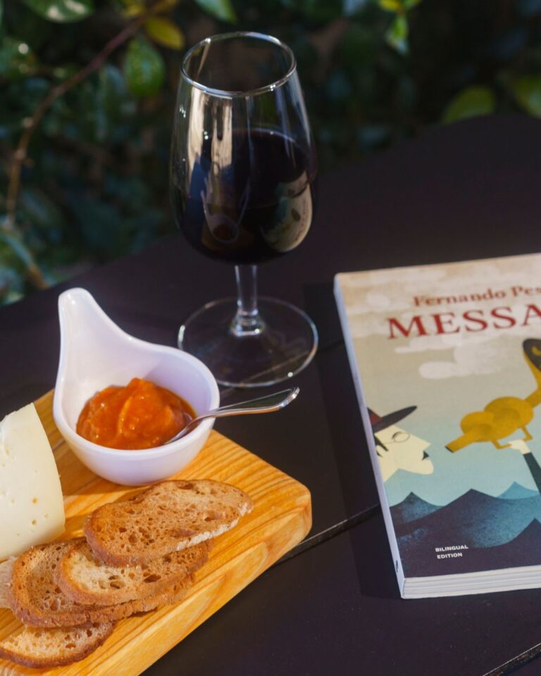 Mensagem Restaurant Rooftop in Lisbon